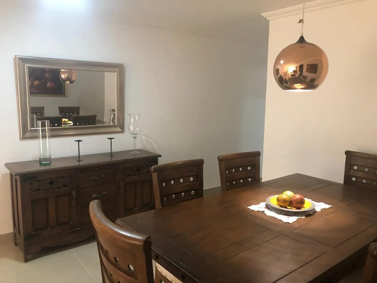 Apto A Pasos De La Playa Y Restaurantes Apartment Santa Marta  Santa Marta (Magdalena)